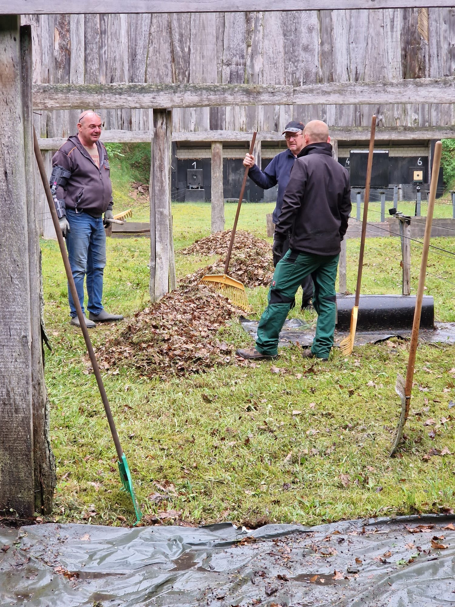 Arbeitseinsatz auf dem Vereinsgelände